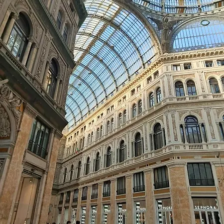 Ar Nel Cuore Di Napoli